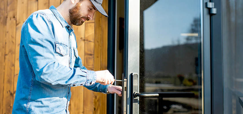 Frameless Glass Storefront Door Locks Replacement in Bloomfield, NJ